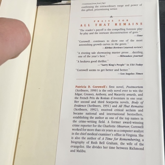 Cruel & Unusual by Patricia Cornwell - Picture 4 of 4